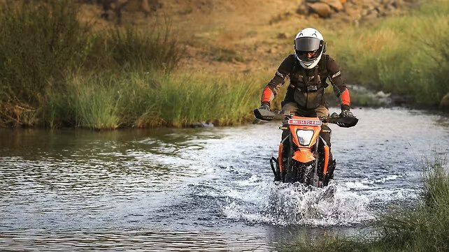 Devrim Sayın Anlatıyor: Derin Su Geçişleri