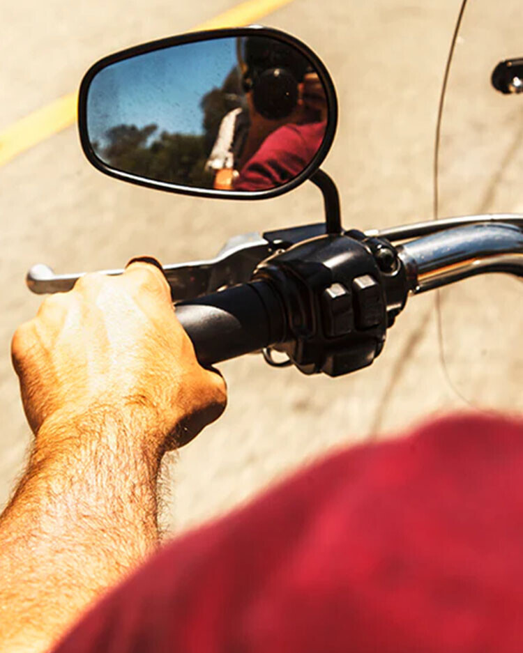 Zafer Beysüngü Anlatıyor: Motosiklette Ayna Ayarı