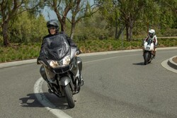 Sena OutRush R Çene Açılabilir Akıllı Kask Beyaz - 11